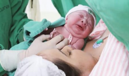 国外生孩子视频,跟随镜头见证跨国宝宝的诞生之旅